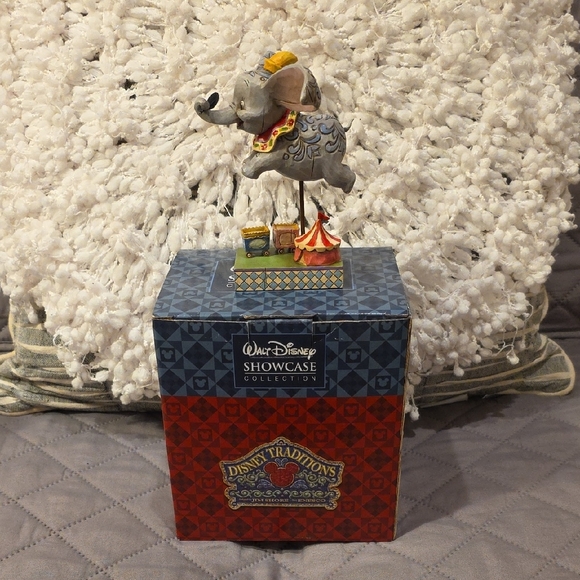 Disney Showcase Collection Dumbo "Faith in Flight" Jim Shore Retired Figurine - Picture 14 of 14